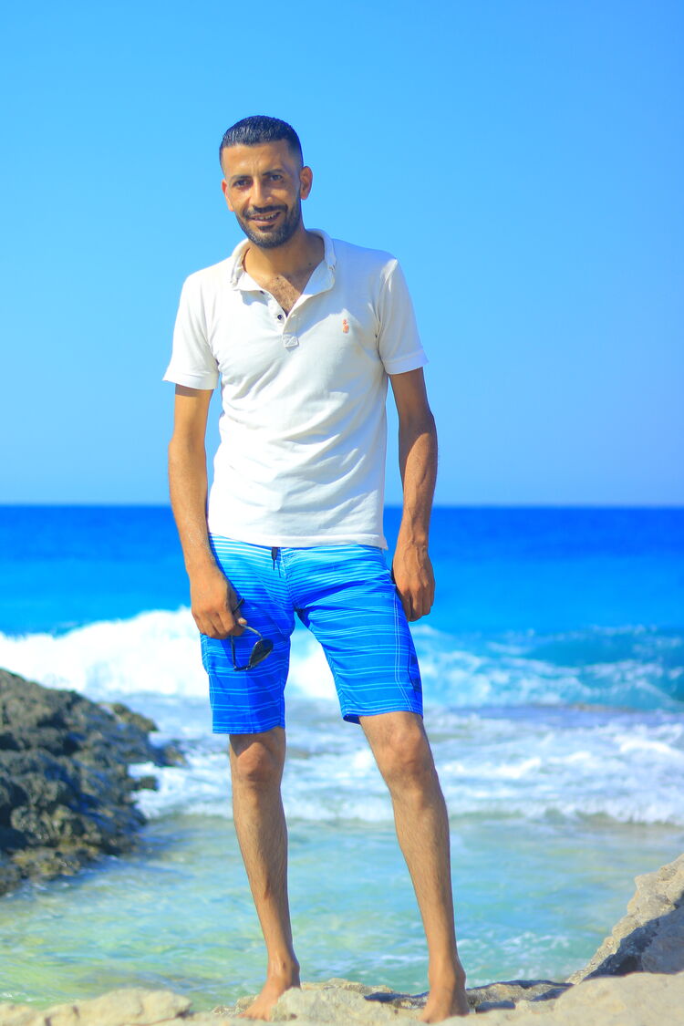 ,   Walid, 34 ,   ,   