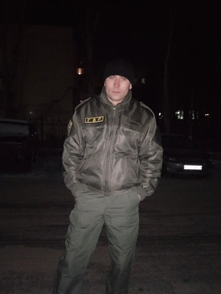  41243718  Alexey, 27 ,    