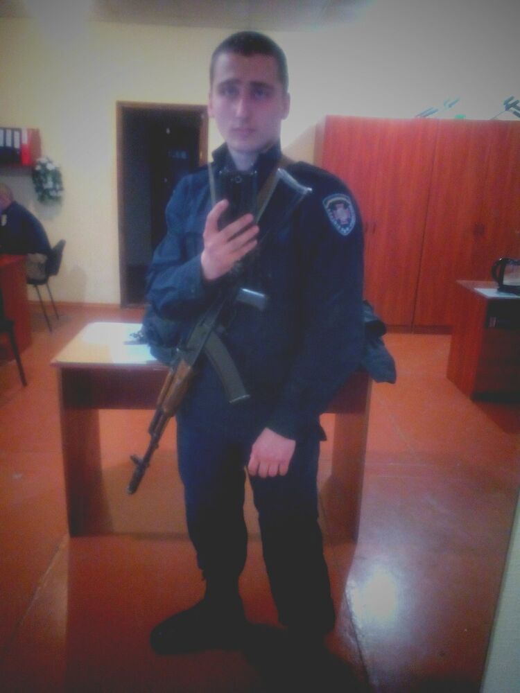  4408938  Ageenko, 31 ,    