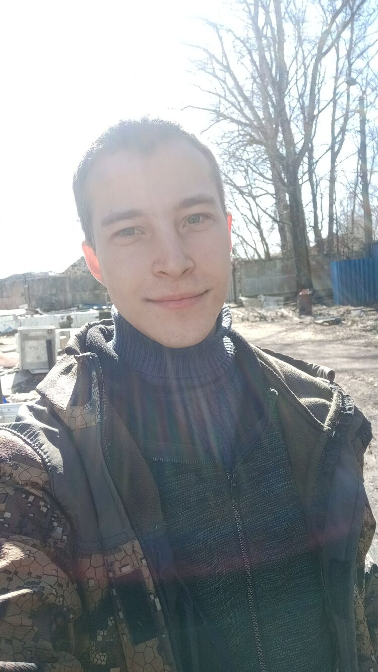  27021108  Andrey, 27 ,    