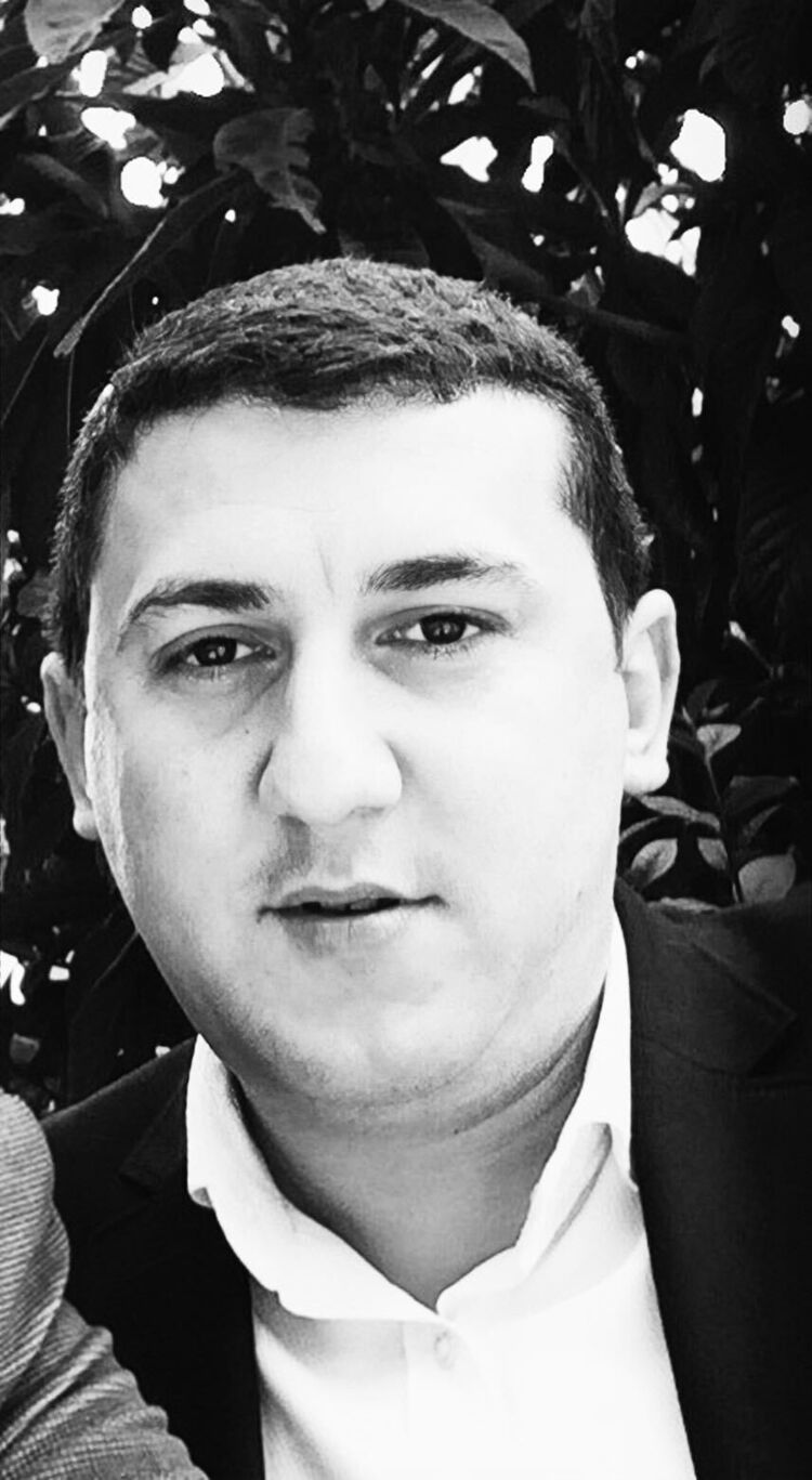  35466608  KORG, 42 ,    