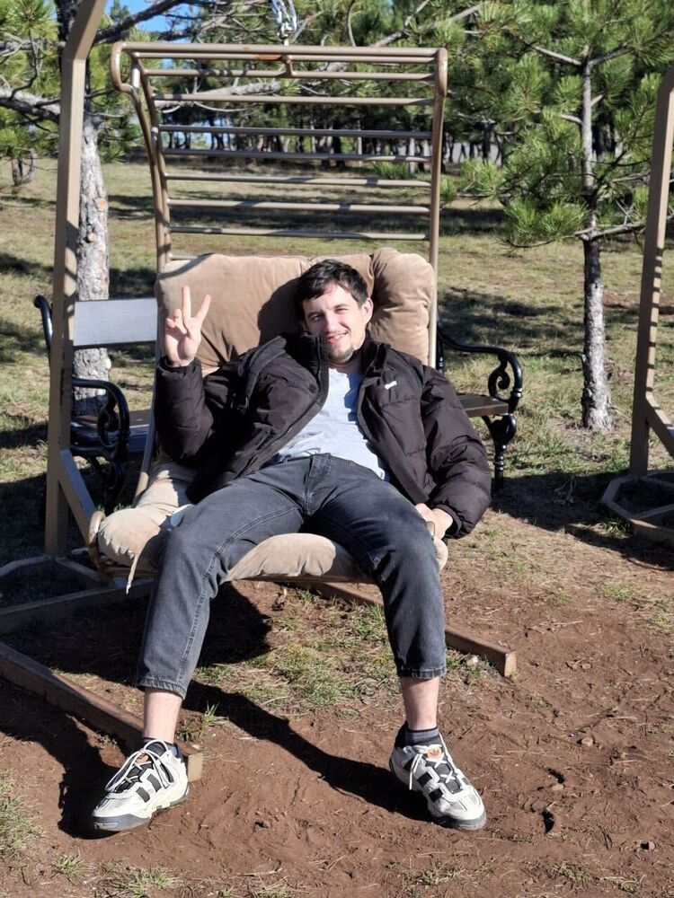  ,   Artem, 26 ,   ,   , c 
