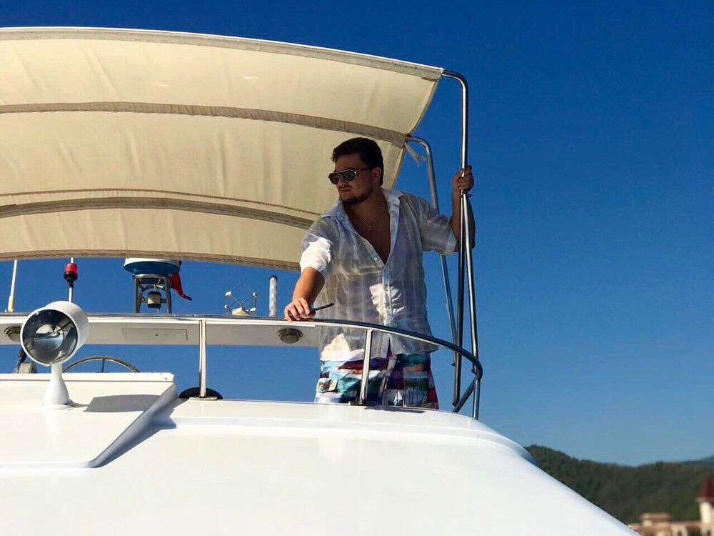  30787528  , 33 ,    --