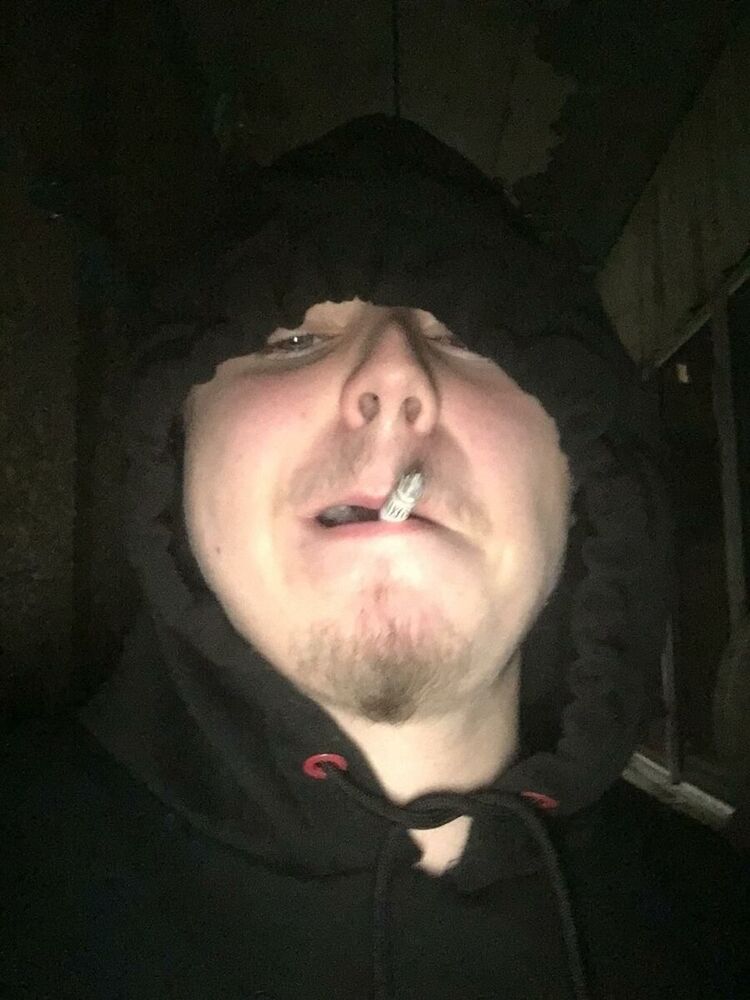  22198738  , 22 ,    