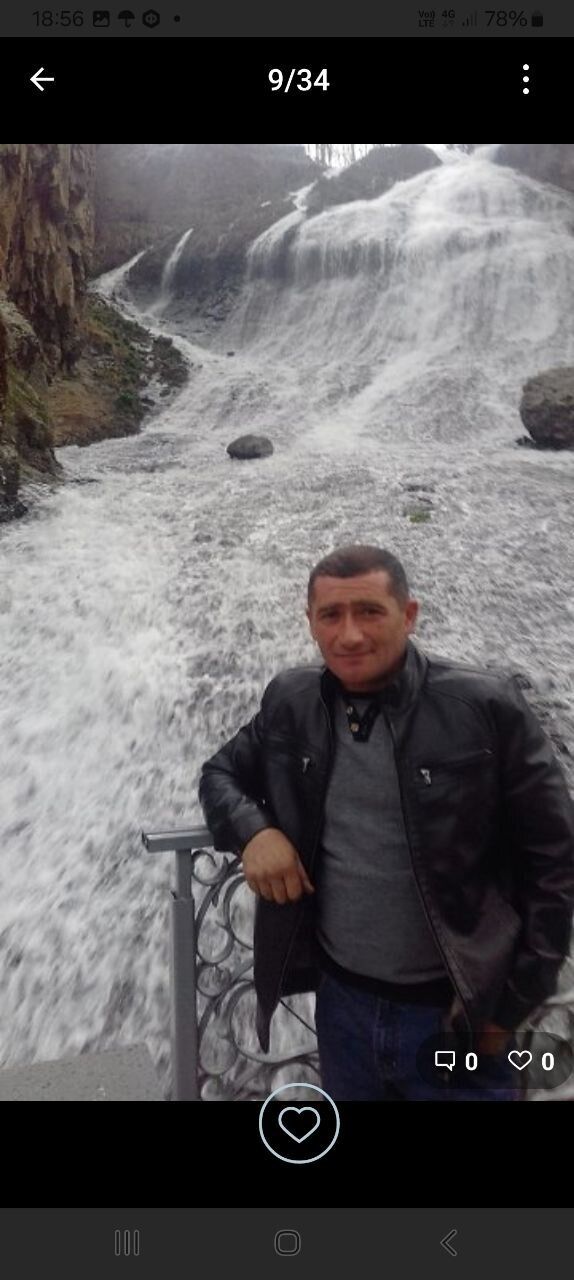  ,   Artur, 48 ,   ,   