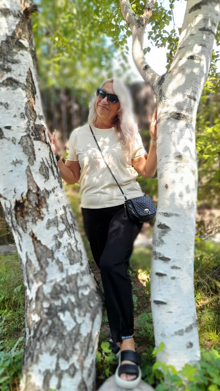  51621588  , 63 ,    -