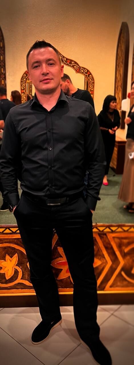  53130358  Your, 32 ,    