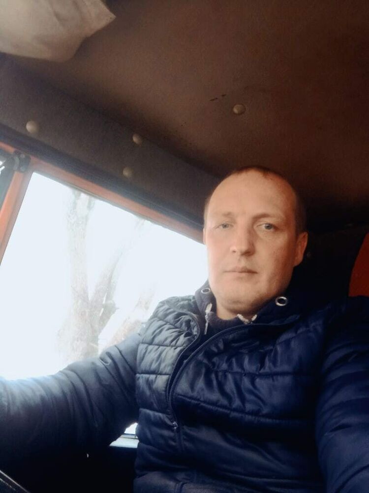  32894318  , 38 ,    