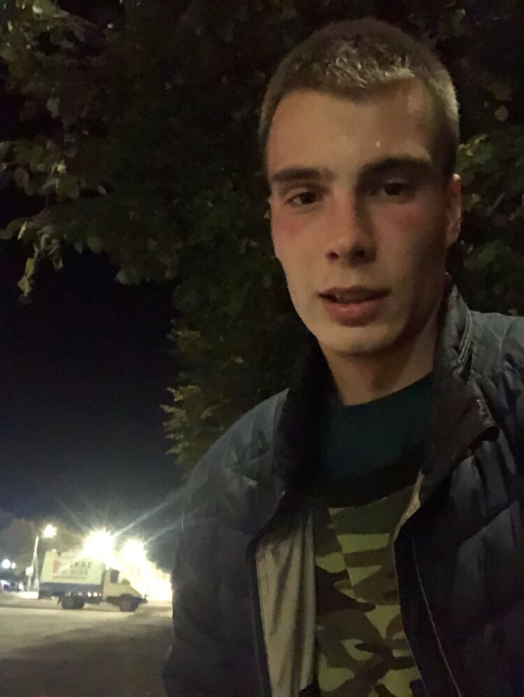  38601468  , 23 ,    