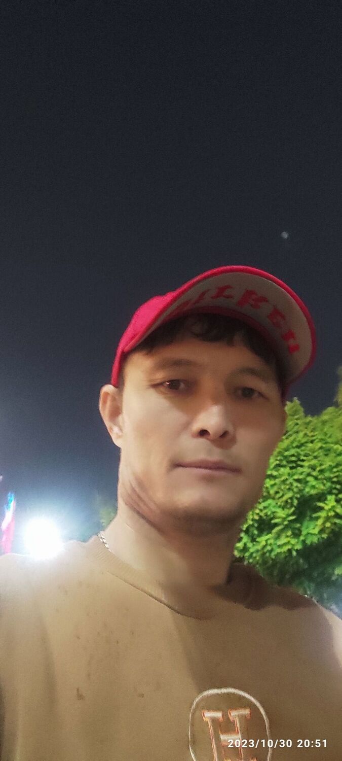  46081598  Dilmurod, 43 ,    