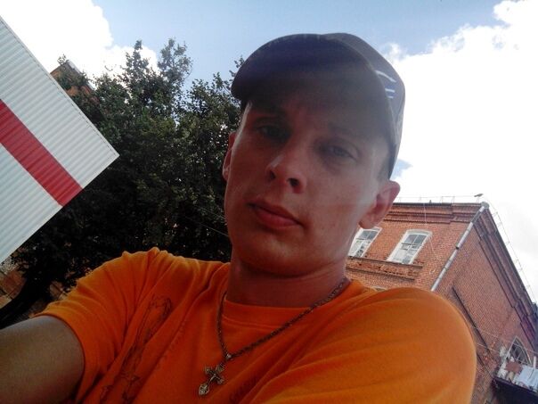  34742488  Nikita, 41 ,    