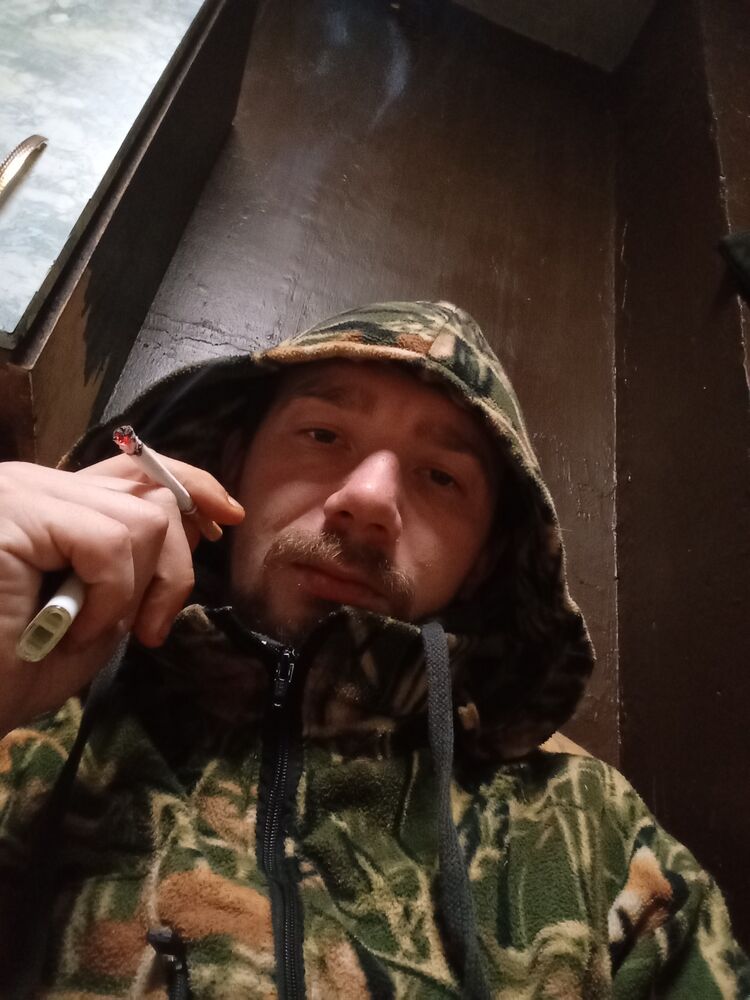  41706718  , 28 ,    
