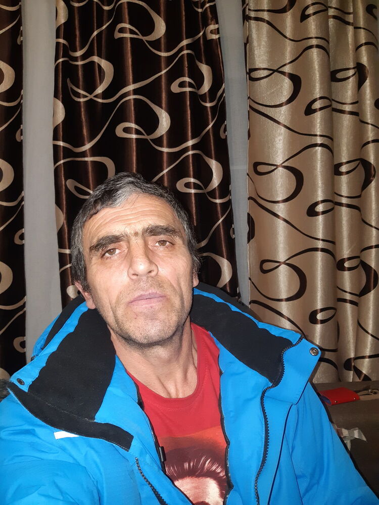  19388728  Vardan, 56 ,    