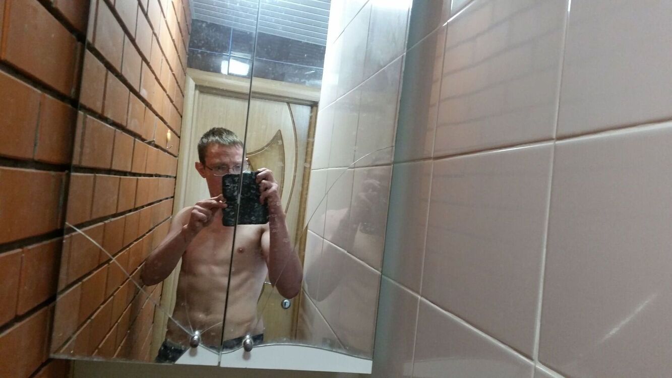  30423738  , 37 ,    