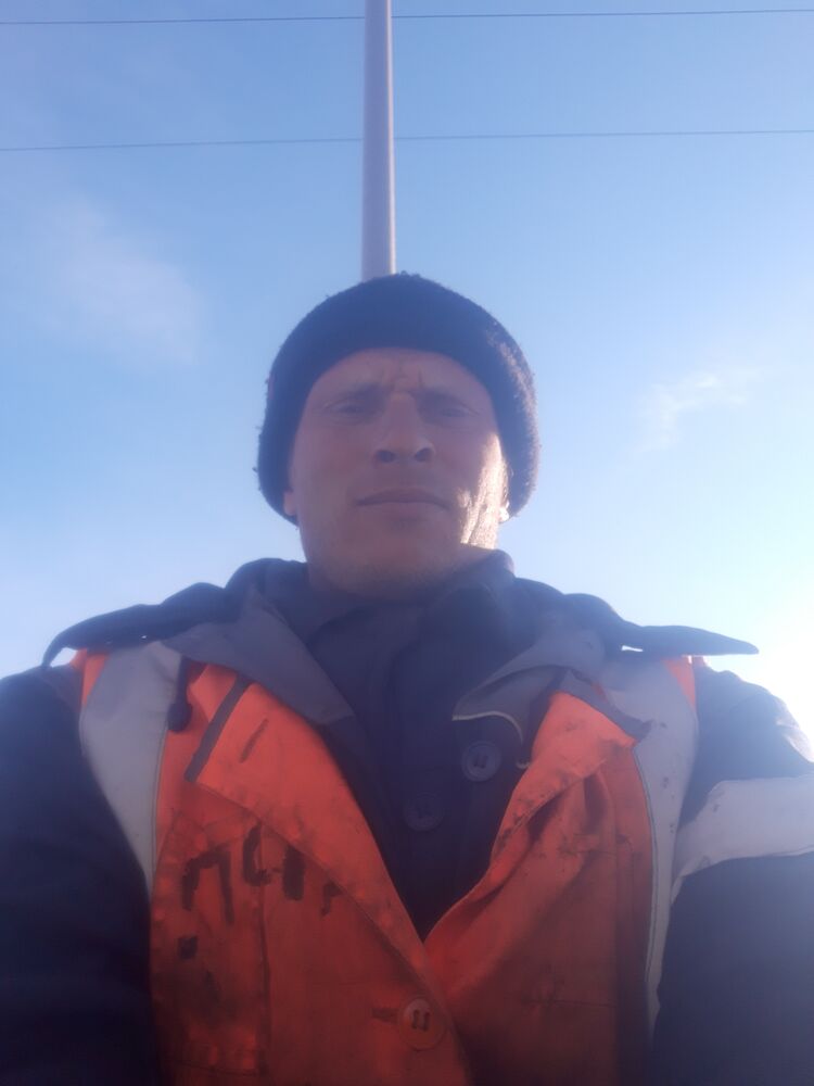  25074878  , 37 ,    