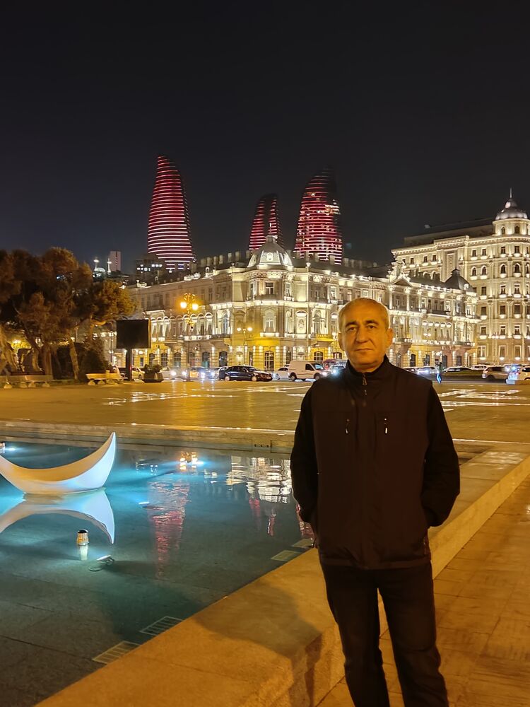  52875428  Rovshan, 55 ,    