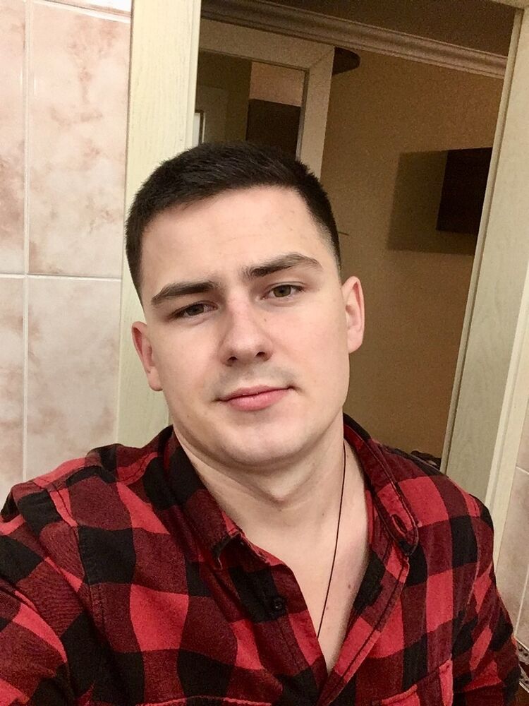  17416078  CONSTANTIN, 32 ,    