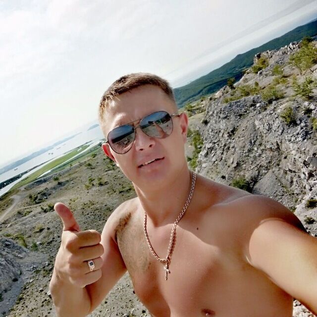  43915298  , 33 ,    