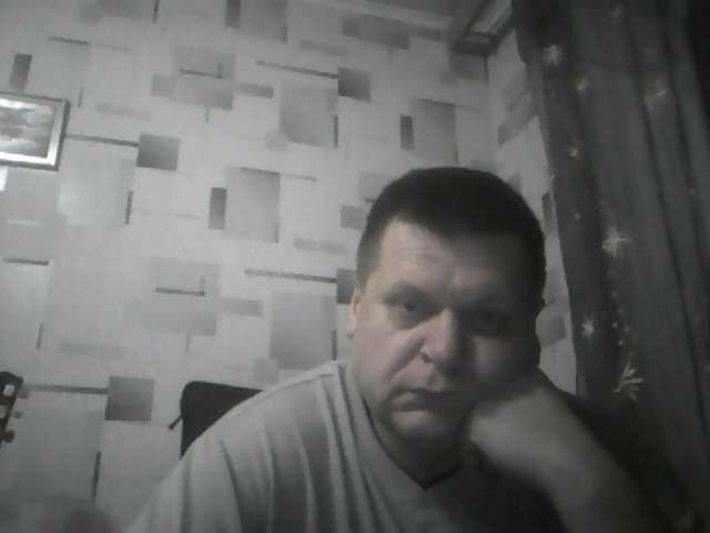  7012128  Artur, 54 ,    
