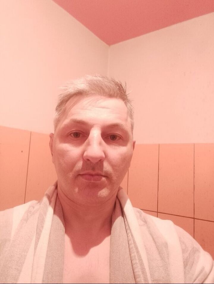  ,   Alex, 45 ,   ,   
