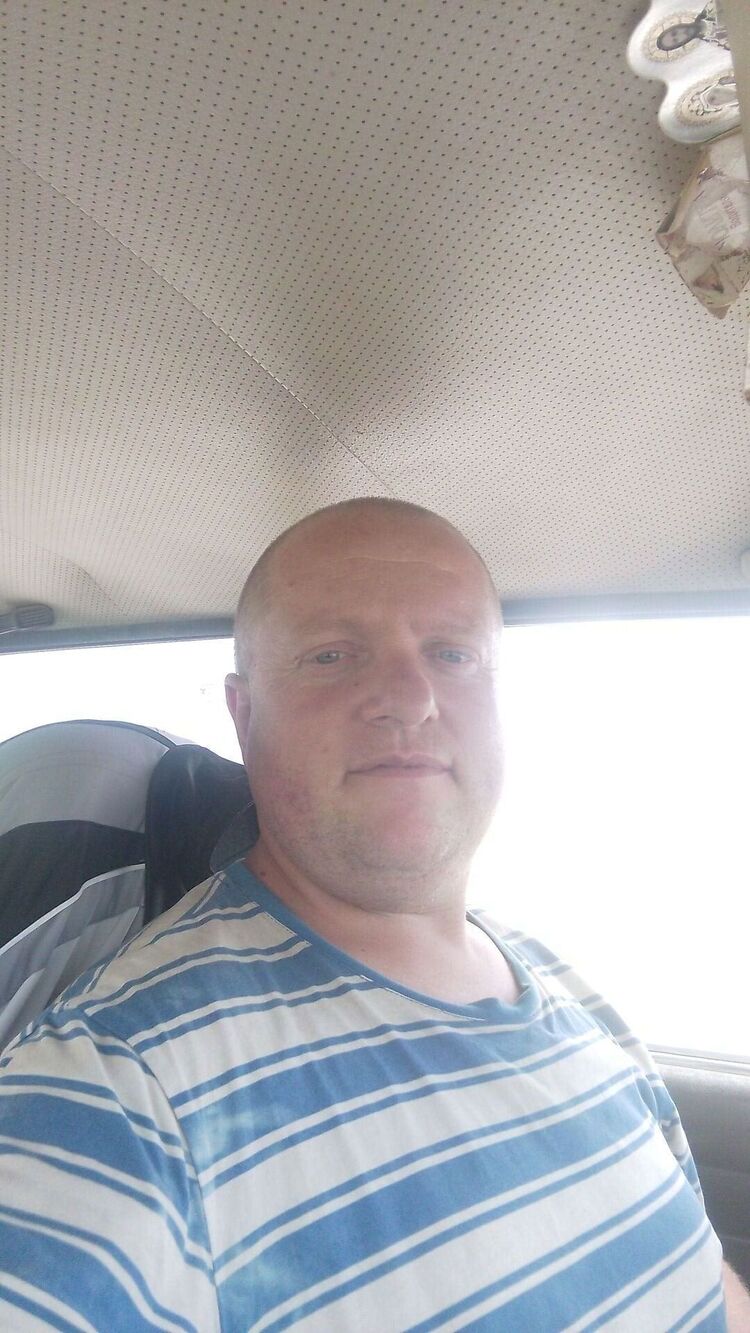  44916408  , 33 ,    