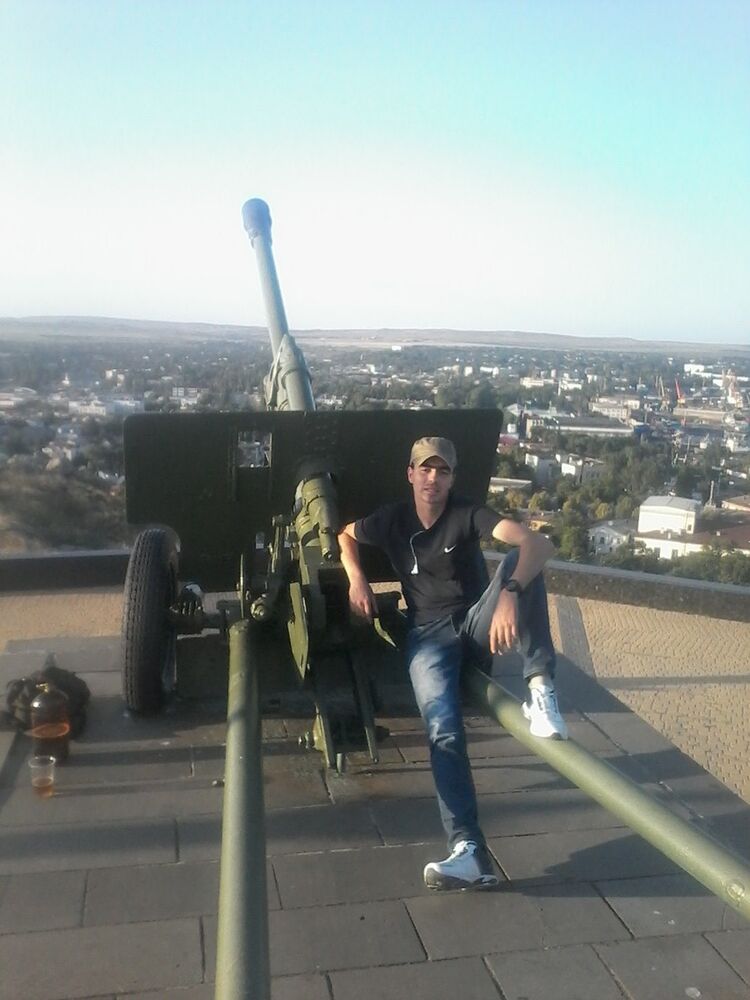  6388748  Vlad, 39 ,    