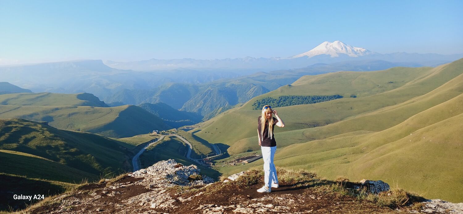  52941998  Katherine, 40 ,    