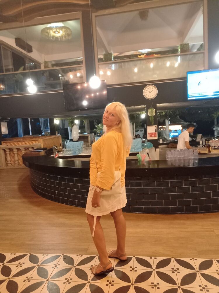  40654528  Tatyana, 50 ,    