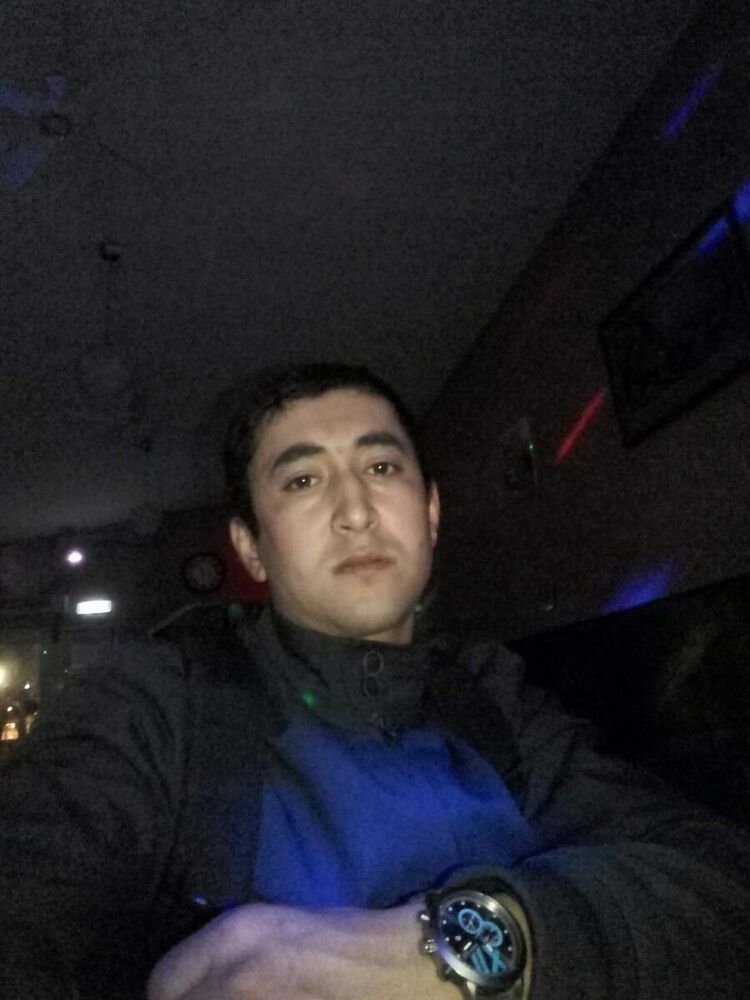  21085588  , 33 ,    