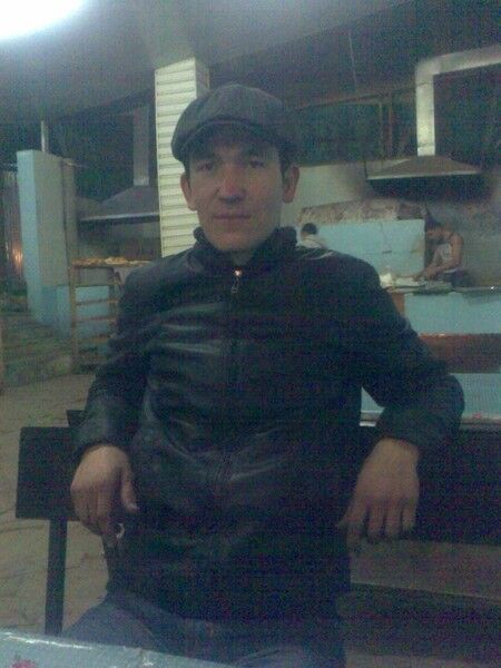  ,   Rustan, 36 ,   