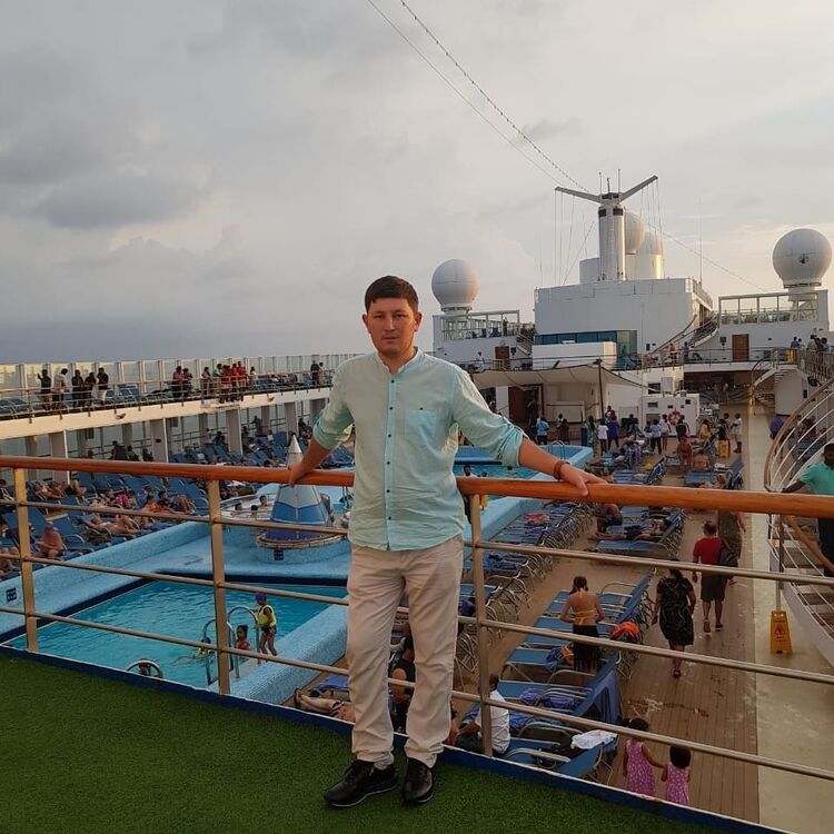  ,   Azat, 38 ,     , c , 