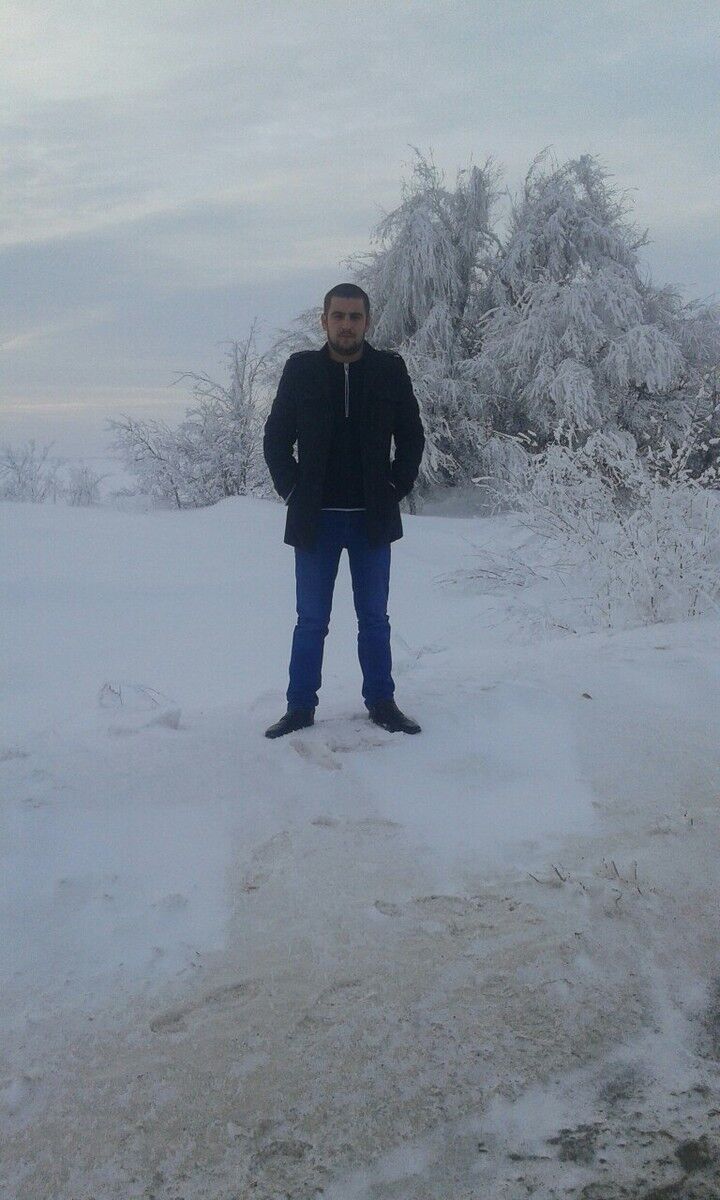  10593948  , 33 ,    