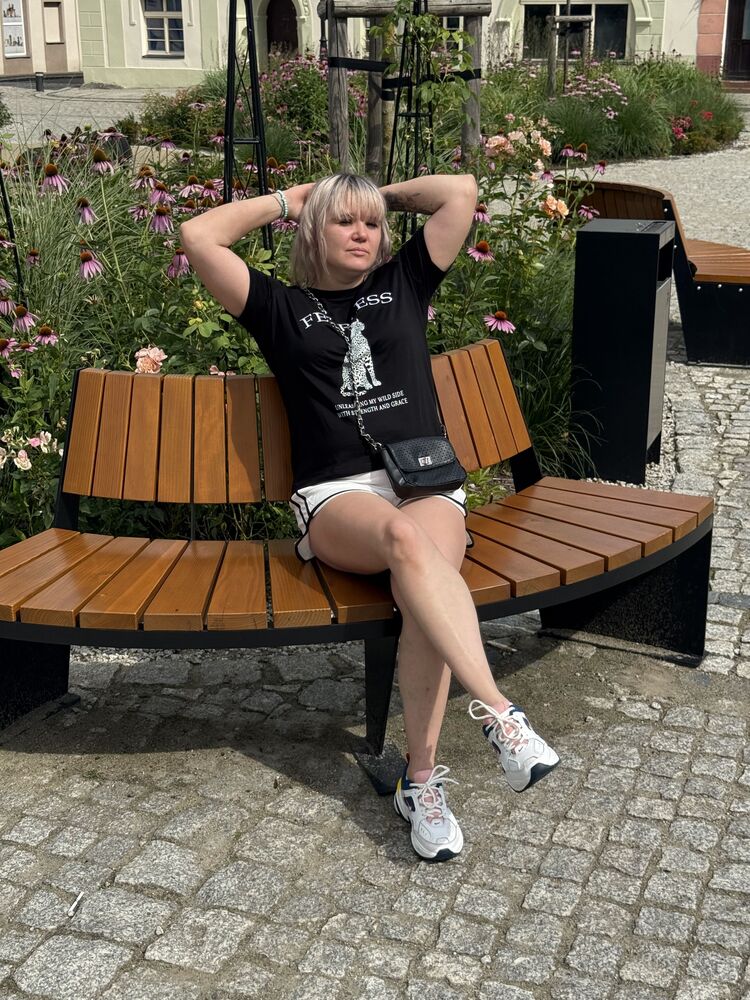  53732438  Ira, 35 ,    Ciecierzyn