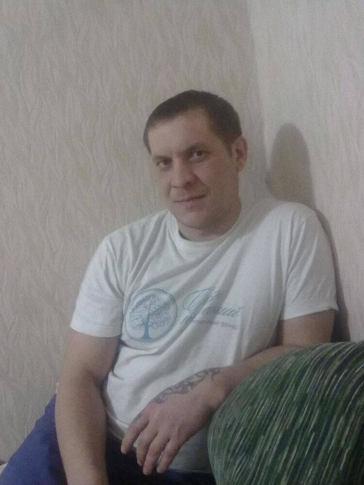  5798318  Wowa, 42 ,    