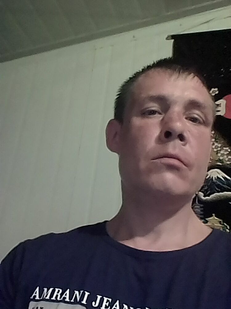  15611998  Ruslan, 45 ,    