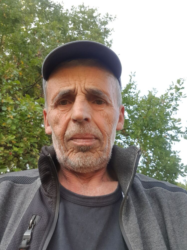  24189568  Vladi, 66 ,    