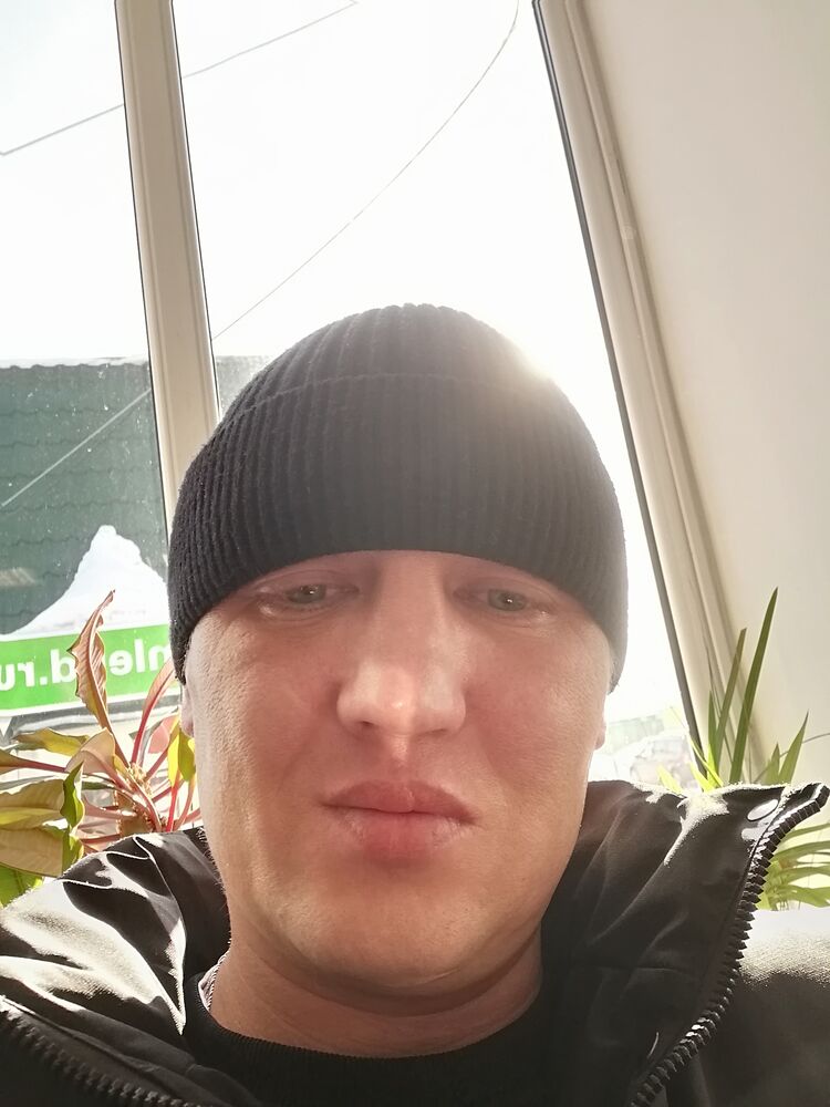  41703158  , 40 ,    