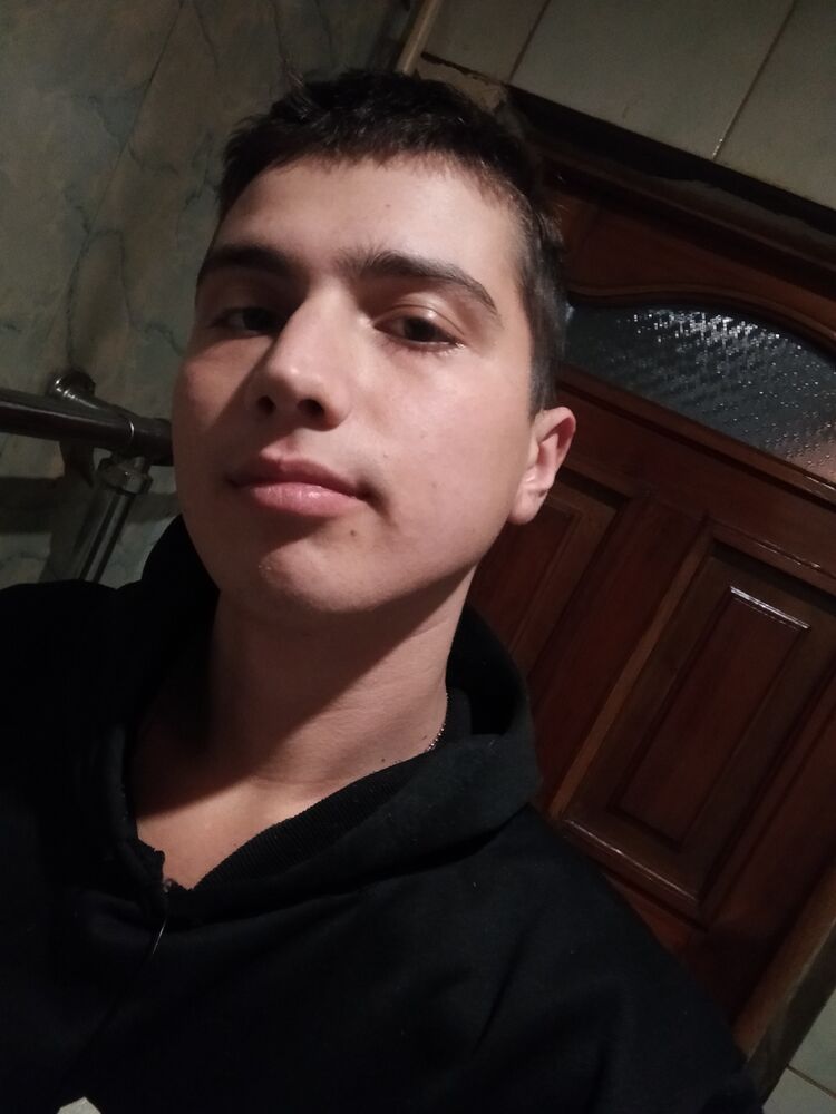  30993238  , 22 ,    -
