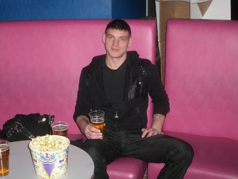  10633528  , 42 ,    -