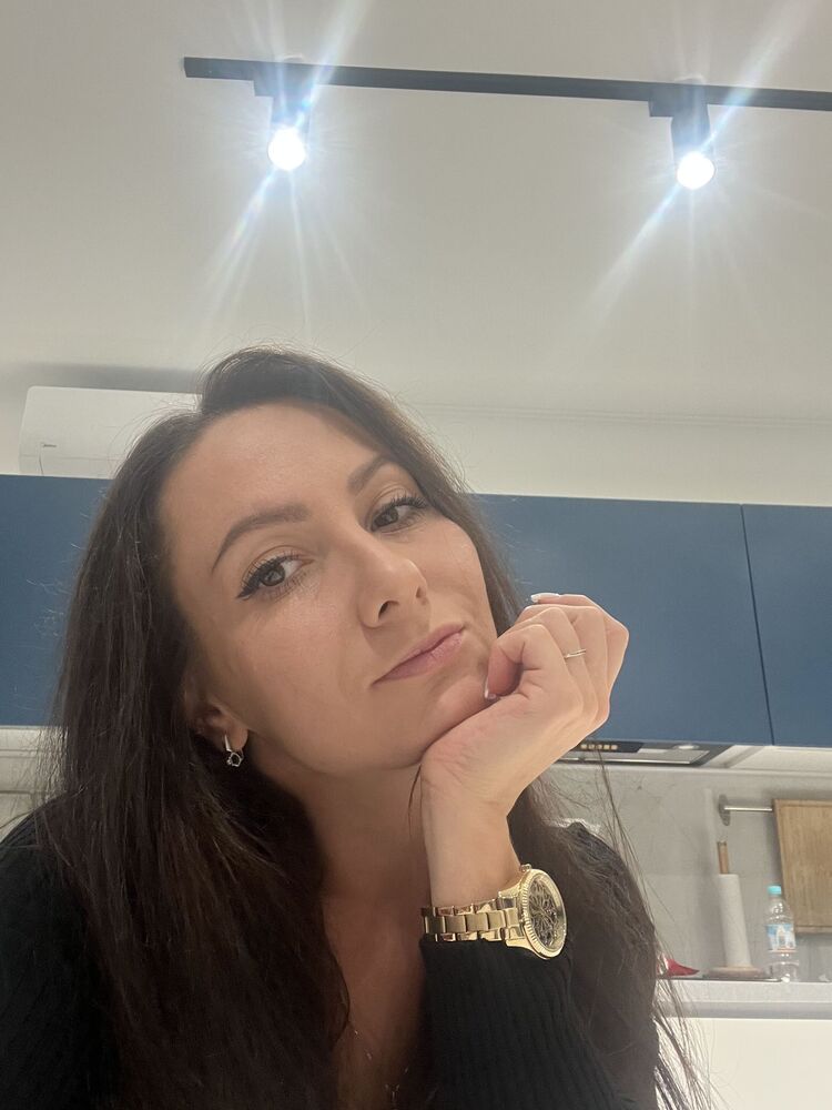  ,   Tatiana, 25 ,   ,   