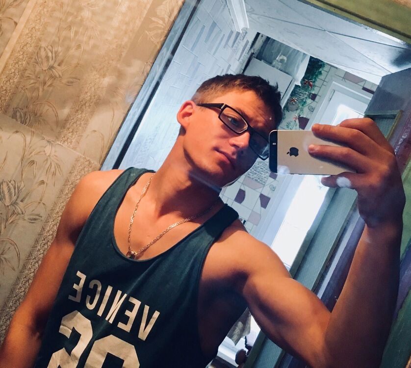  31169568  Andrey, 33 ,    