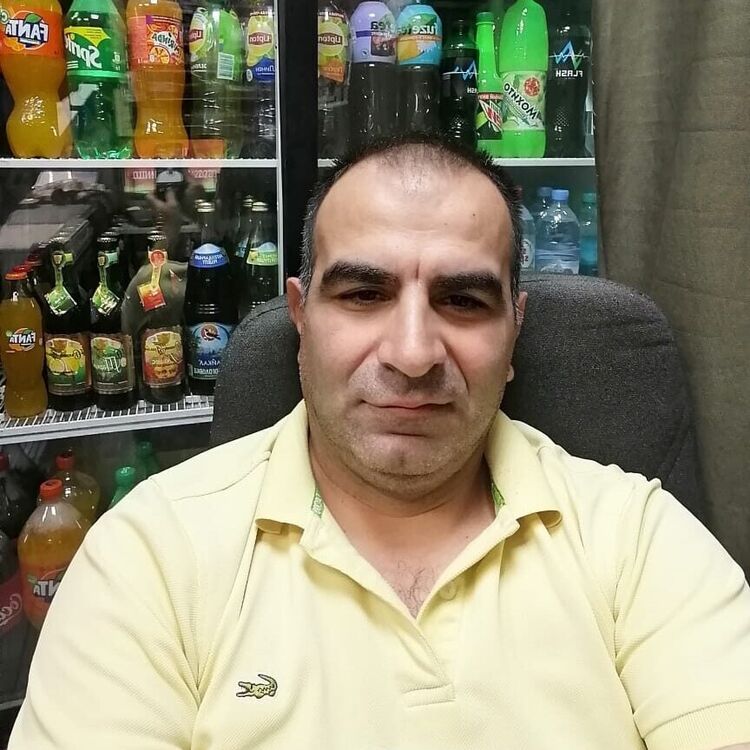  ,   Anar, 34 ,   ,   