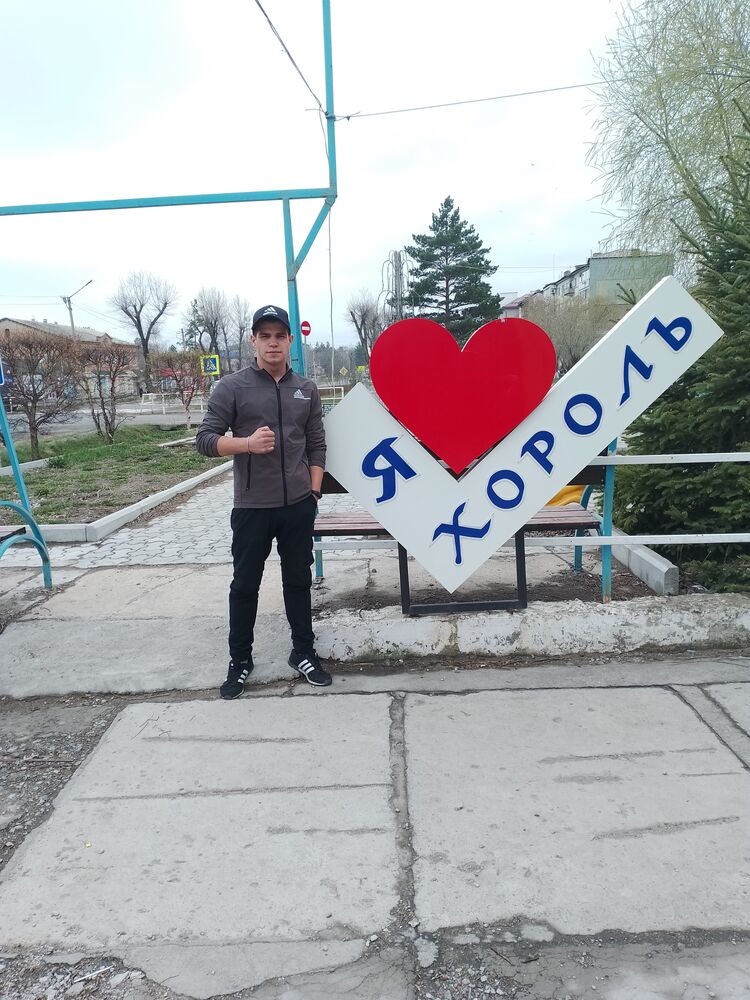  34524648  Vladimir, 22 ,    