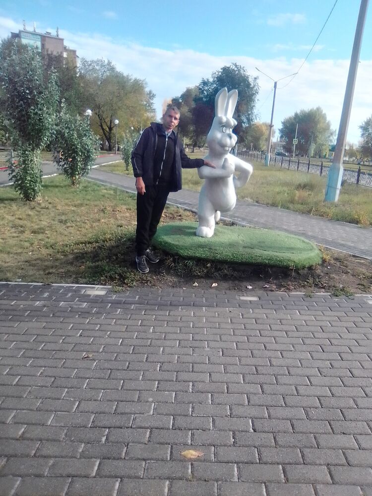  30770978  , 49 ,    