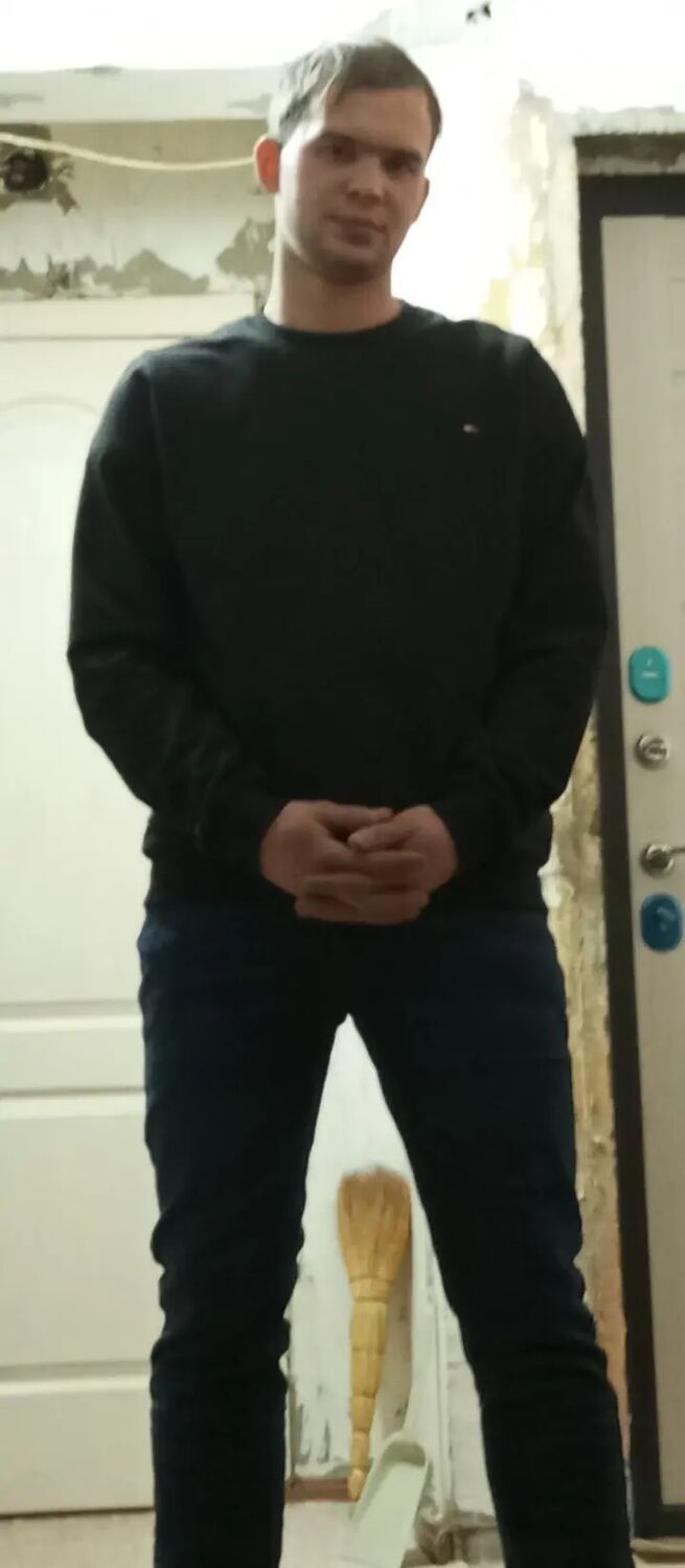  45517768  Vlad, 26 ,    