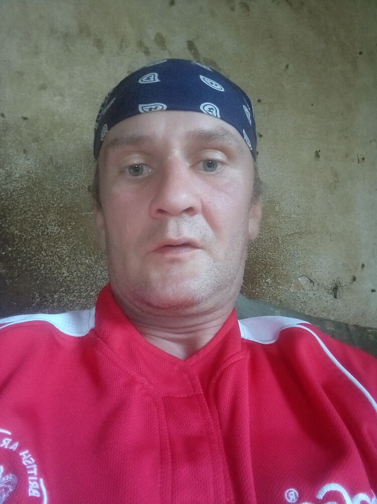  ,   Vlad, 45 ,   ,   