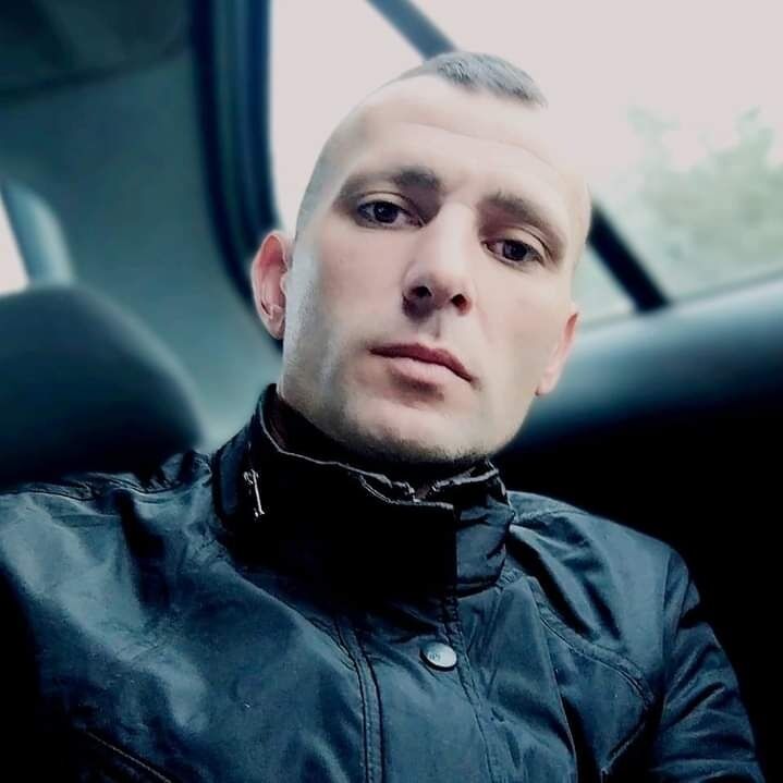  32087498  Vanja, 35 ,    Praha