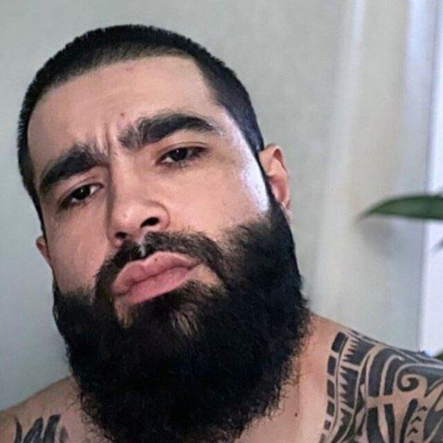  40200638  Timur, 35 ,    