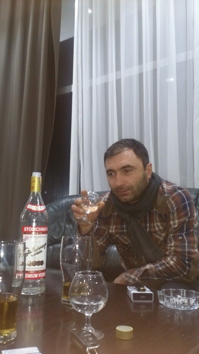  ,   Mamuka, 40 ,   ,   , c 