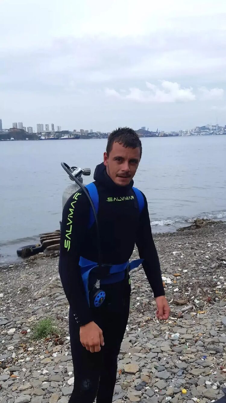  ,   Alexander, 29 ,   , 